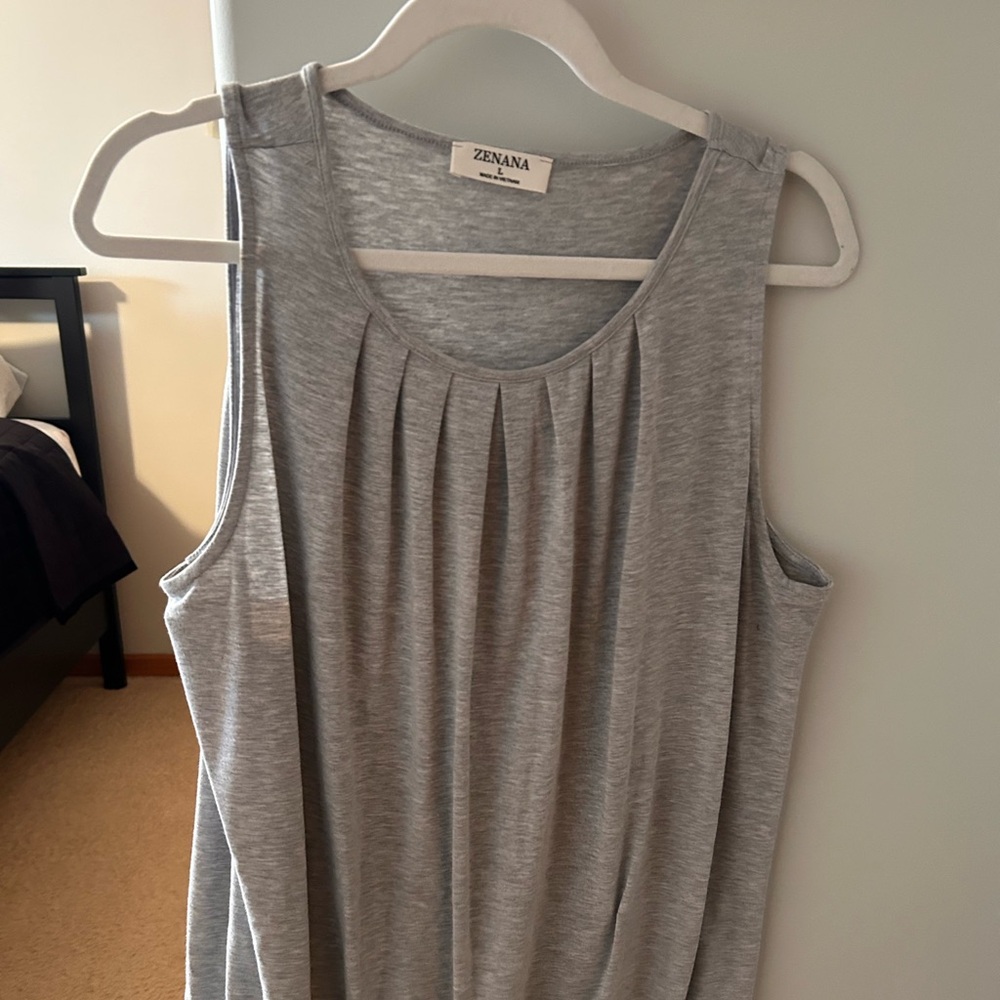Zenana Outfitters Light Gray Pleated Tank Top